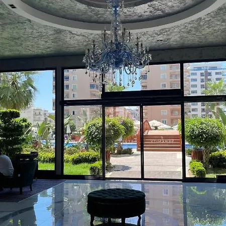 Serenity Апартаменти *